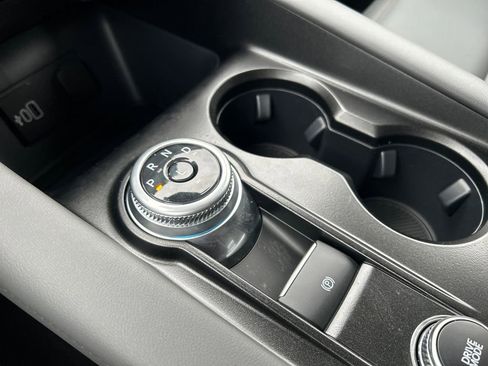 New 2026 Ford Explorer Active w/ Active Comfort Package image 31