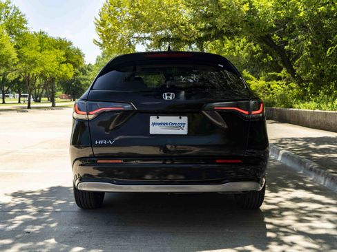 Used 2026 Honda HR-V EX-L image 8