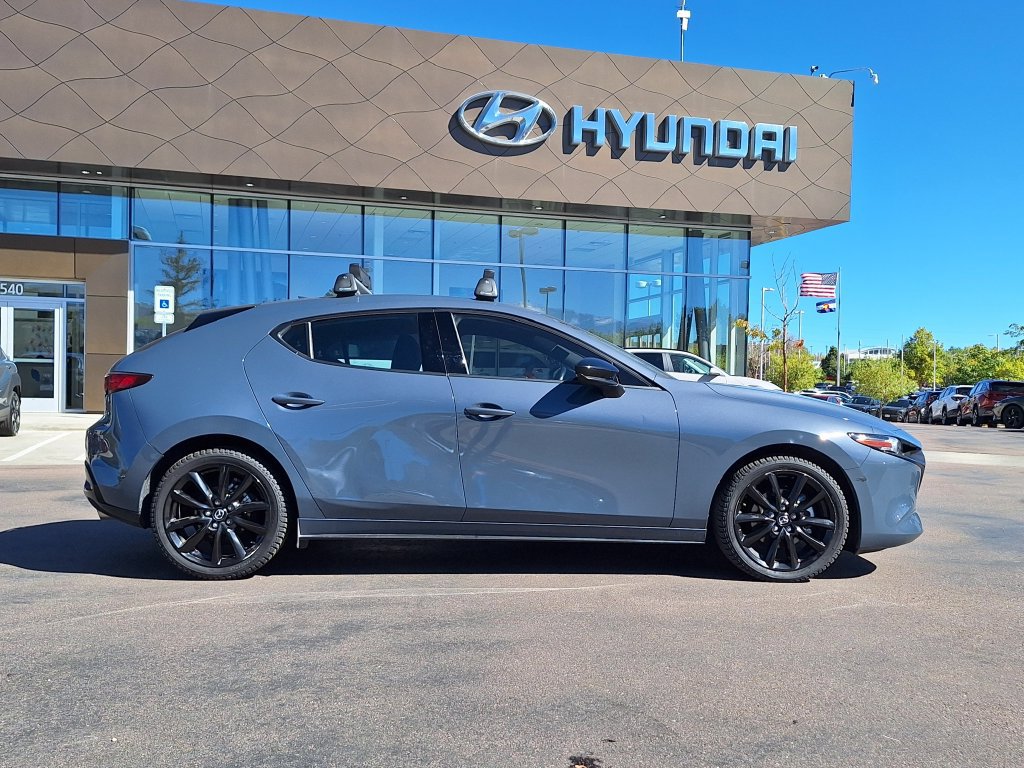 Used 2021 MAZDA MAZDA3 AWD 2.5 Turbo Hatchback image 2