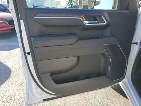 Used 2025 Chevrolet Silverado 1500 LT image 19