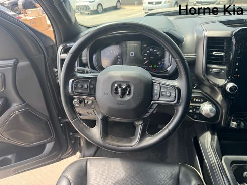 Used 2023 RAM 1500 Limited AWD/4WD image 16