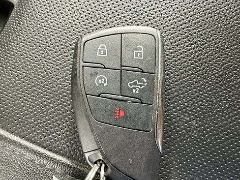 Used 2024 GMC Sierra 1500 SLT w/ SLT Premium Plus Package AWD/4WD image 17