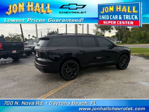 Used 2025 Chevrolet Traverse RS w/ LPO, Floor Liner Package FWD image 12