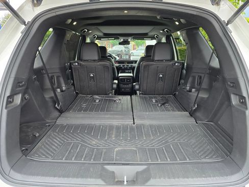 Used 2023 Honda Pilot TrailSport image 17