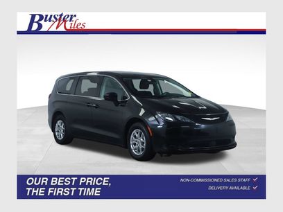 Used 2022 Chrysler Voyager LX