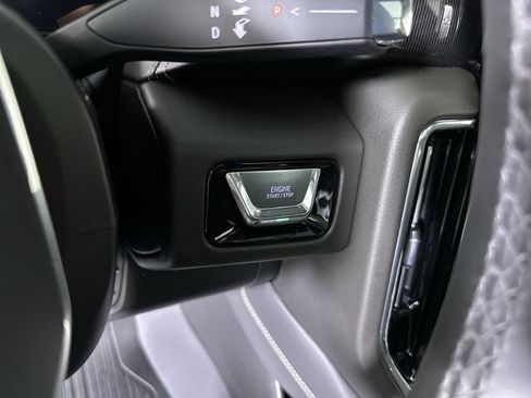 New 2026 GMC Yukon XL Elevation w/ Elevation Premium Package AWD/4WD image 18