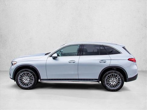 Certified 2026 Mercedes-Benz GLC 300 4MATIC image 8