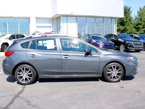 Used 2019 Subaru Impreza 2.0i Limited AWD/4WD image 2