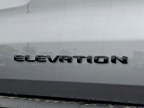 New 2025 GMC Acadia Elevation image 11