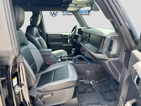 Used 2023 Ford Bronco Black Diamond AWD/4WD image 28