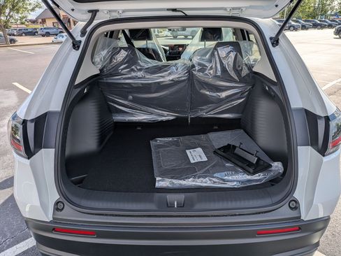 New 2026 Honda HR-V LX image 29