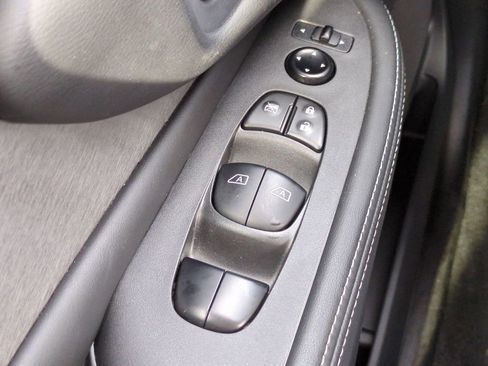 Certified 2024 Nissan Murano SV w/ SV Midnight Edition Package image 24