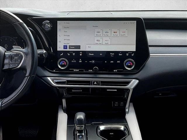 Used 2024 Lexus RX 350 Premium w/ Accessory Package (Z1) FWD image 8