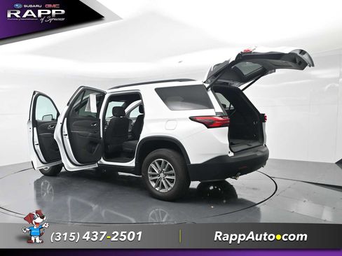 Used 2023 Chevrolet Traverse LT AWD/4WD image 34