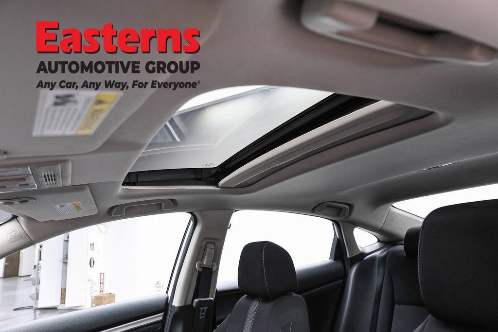 Used 2019 Honda Civic EX image 34