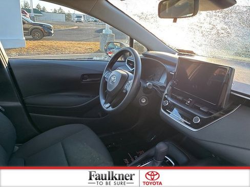 Certified 2023 Toyota Corolla LE image 18