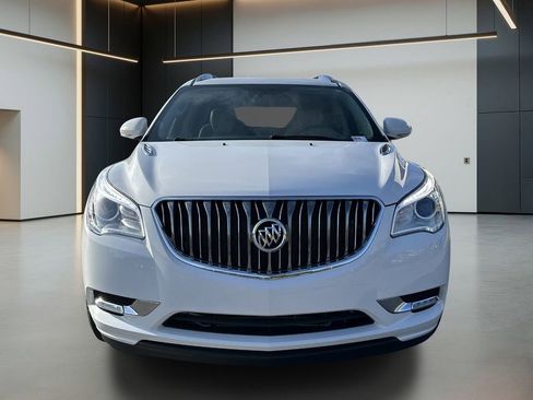 Used 2017 Buick Enclave Leather FWD image 4