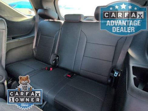 Used 2024 Chevrolet Traverse RS w/ LPO, Floor Liner Package AWD/4WD image 9