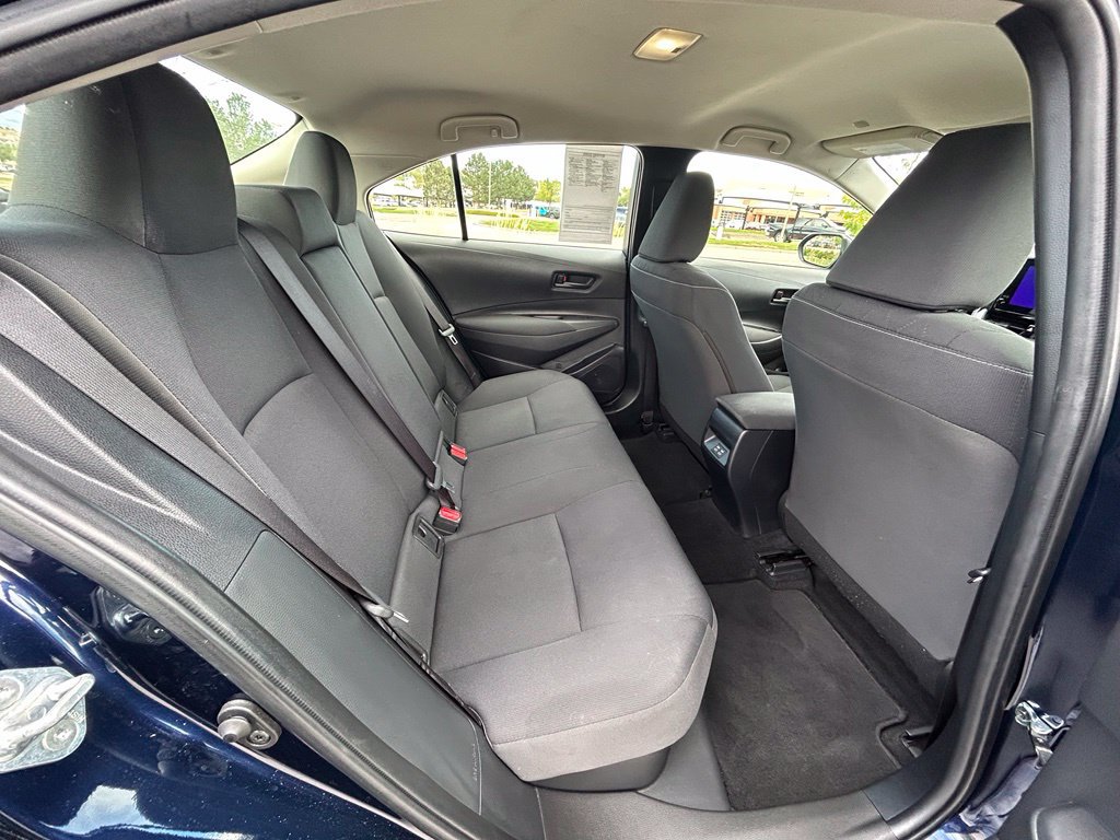 Used 2025 Toyota Corolla LE w/ Carpet Mat Package (TMS) FWD image 30