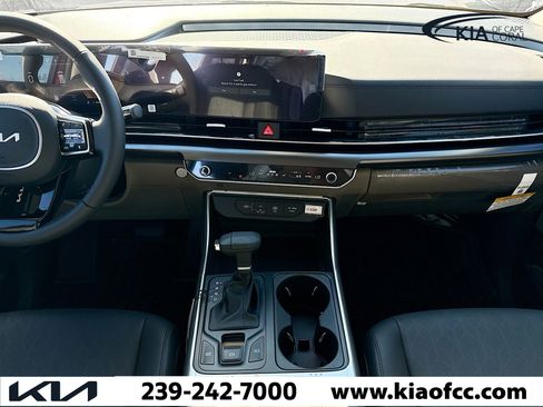 New 2026 Kia Carnival image 17