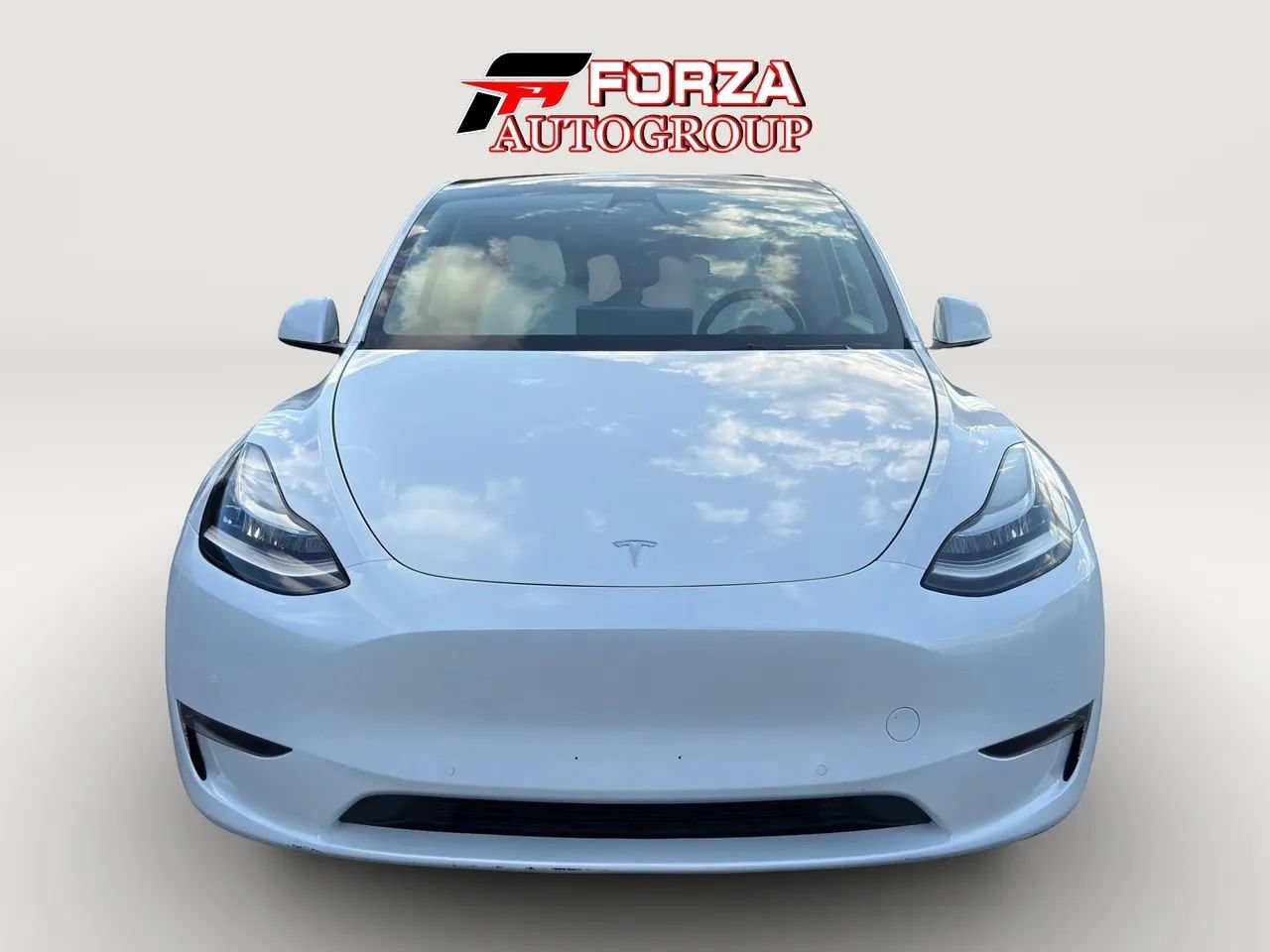 Used 2022 Tesla Model Y Long Range AWD/4WD image 2