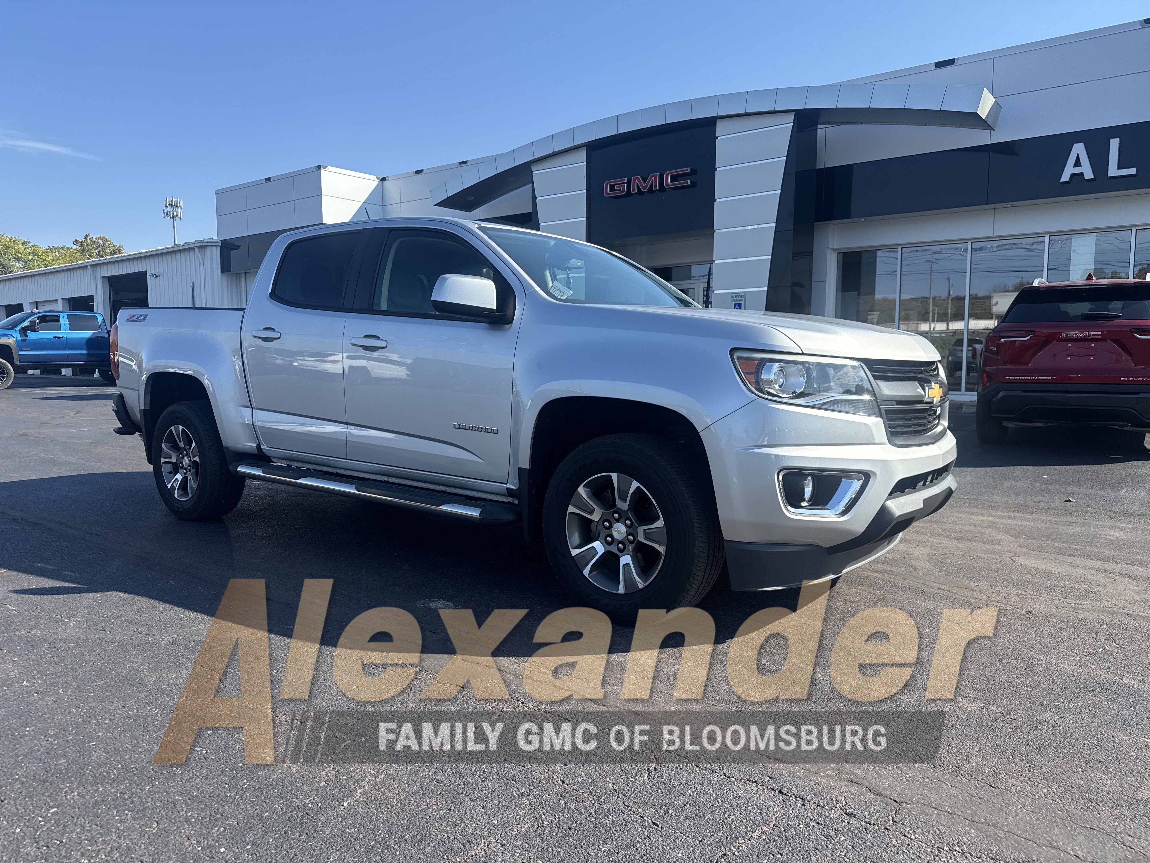 Used 2015 Chevrolet Colorado Z71 AWD/4WD image 1
