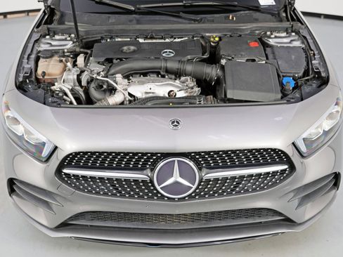 Used 2019 Mercedes-Benz A 220 w/ AMG Line image 7