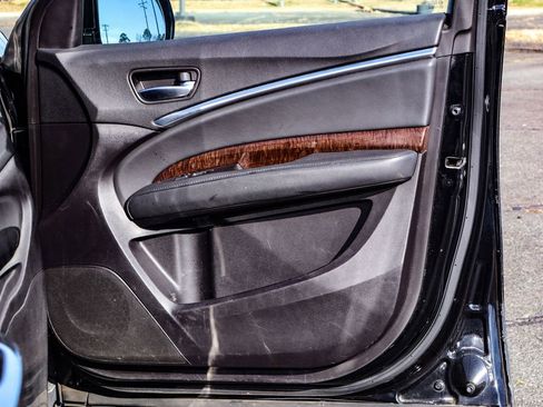 Used 2018 Acura MDX FWD image 38