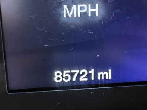 Used 2018 Jeep Compass Latitude image 17