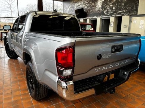 Used 2021 Toyota Tacoma SR5 image 7