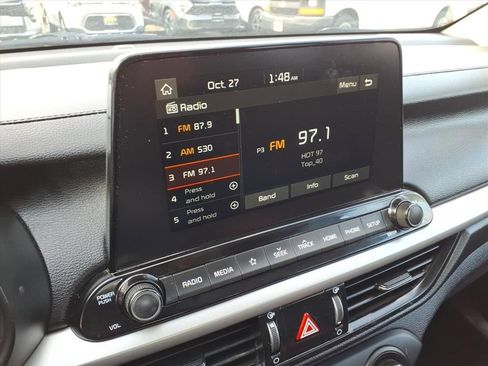 Certified 2021 Kia Forte LXS image 13