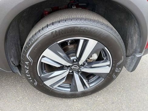 Certified 2023 Nissan Rogue SL w/ SL Premium Package image 31