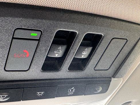 Used 2021 Nissan Rogue Platinum image 19