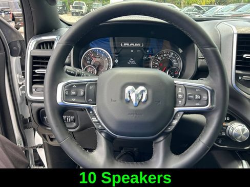 Used 2025 RAM 1500 Laramie AWD/4WD image 17
