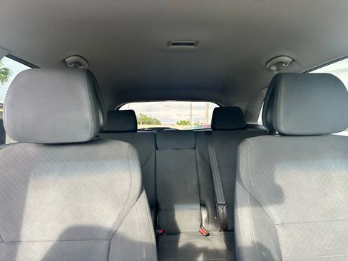 Used 2016 Kia Sorento LX image 19