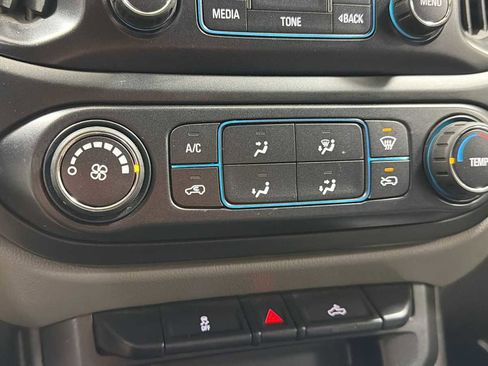 Used 2016 Chevrolet Colorado W/T AWD/4WD image 20