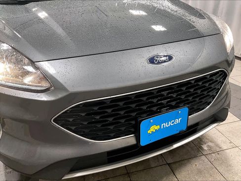 Used 2022 Ford Escape SEL w/ Class II Trailer Tow Package image 32