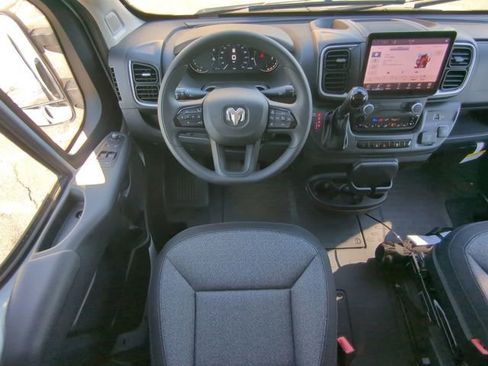 New 2026 RAM ProMaster 2500 w/ Quick Order Package 22G SLT image 17