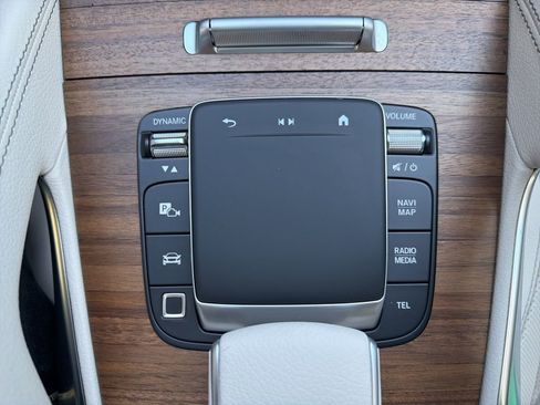 New 2026 Mercedes-Benz GLS 450 4MATIC image 39
