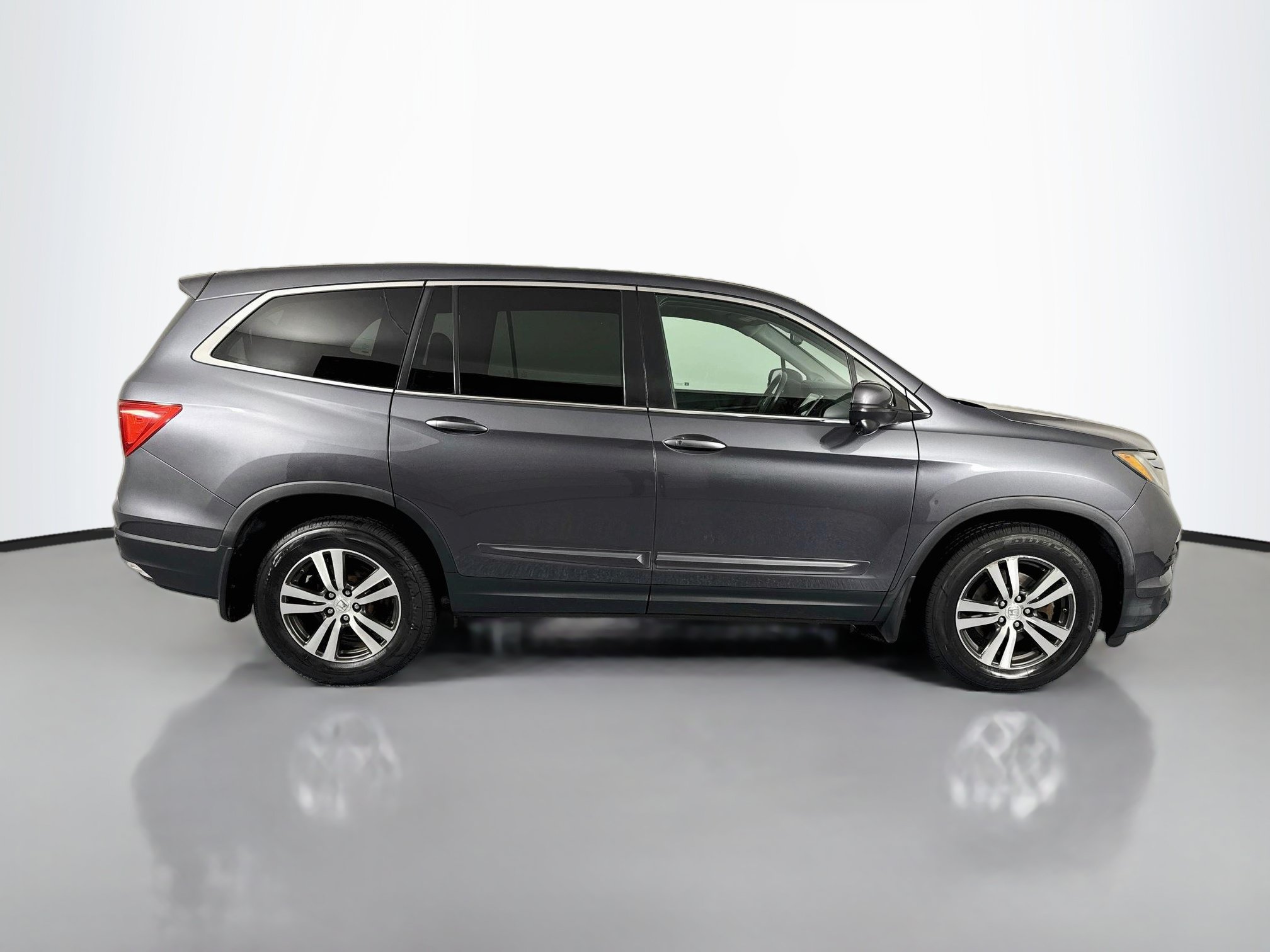 Used 2016 Honda Pilot EX-L image 4
