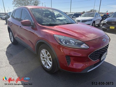 Certified 2020 Ford Escape SE image 1