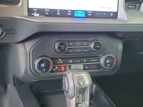 New 2025 Ford Bronco Outer Banks image 28