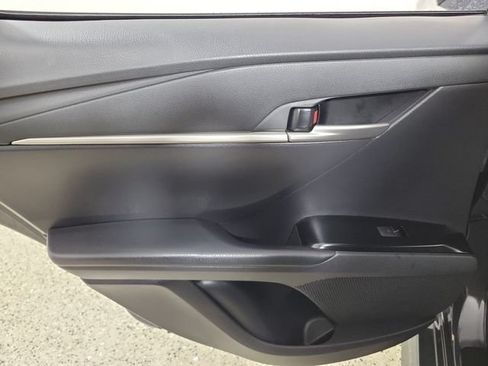 Used 2025 Toyota Camry SE w/ Convenience Package FWD image 14