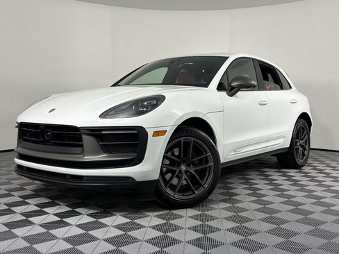 Certified 2023 Porsche Macan Turbo AWD/4WD image 1