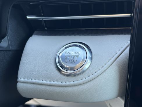 New 2026 Lincoln Nautilus Premier image 24