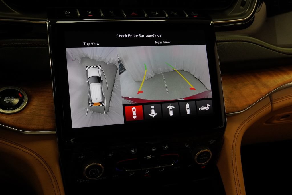 Certified 2025 Jeep Grand Cherokee Summit AWD/4WD image 24