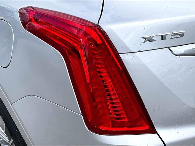 Used 2019 Cadillac XT5 Luxury AWD/4WD image 29