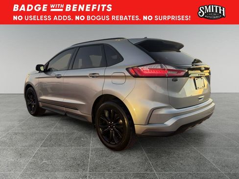 Certified 2023 Ford Edge SE w/ Black Appearance Package image 8