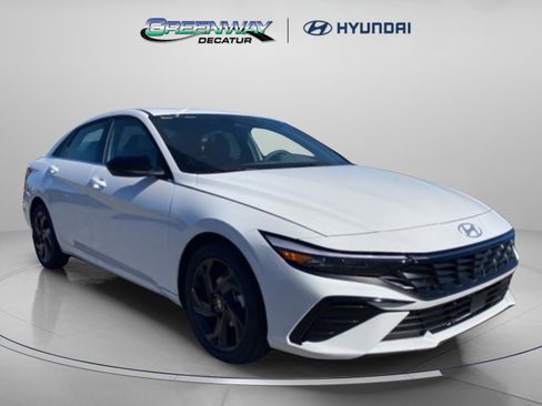New 2026 Hyundai Elantra SEL Sport FWD image 1