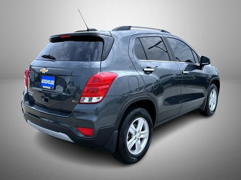 Used 2018 Chevrolet Trax LT w/ LT Convenience Package AWD/4WD image 5